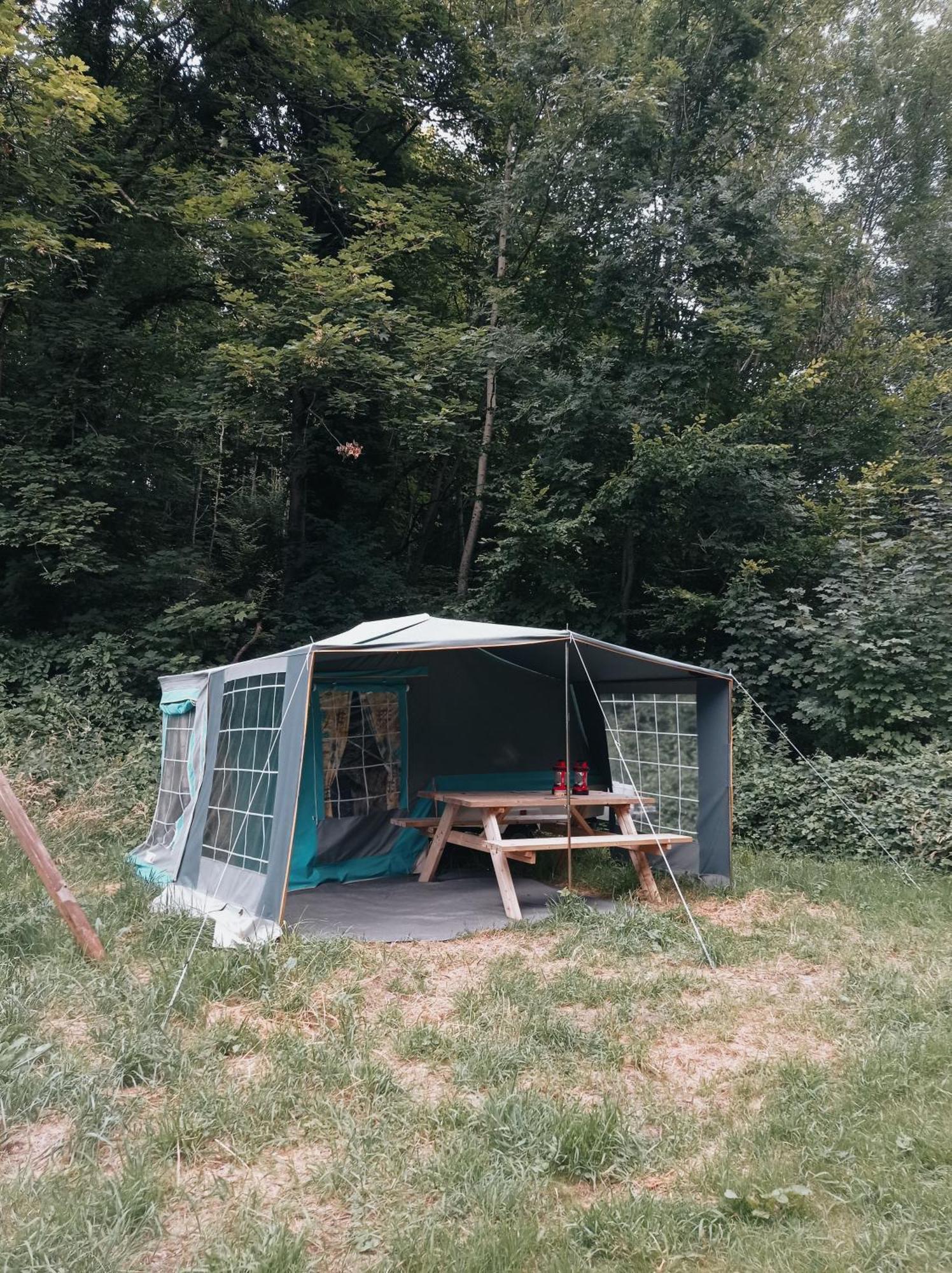 Chez Tombivouac Βίλα Pierrefonds Εξωτερικό φωτογραφία