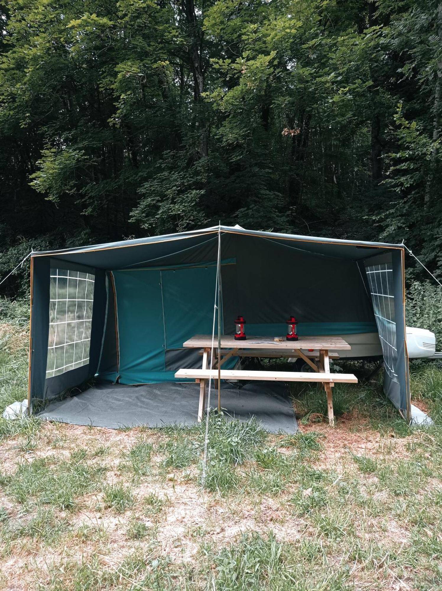 Chez Tombivouac Βίλα Pierrefonds Εξωτερικό φωτογραφία